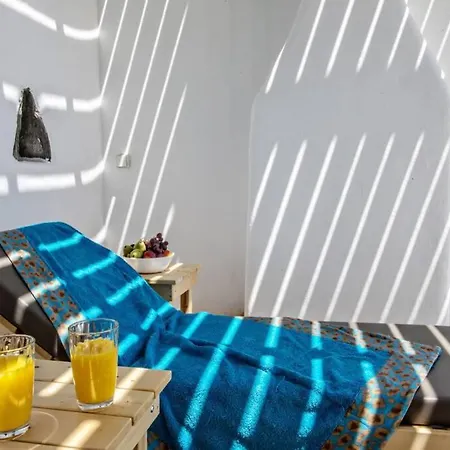 Beachside Agios Sostis