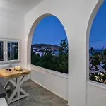 Beachside Agios Sostis *