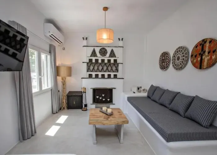 Beachside Agios Sostis